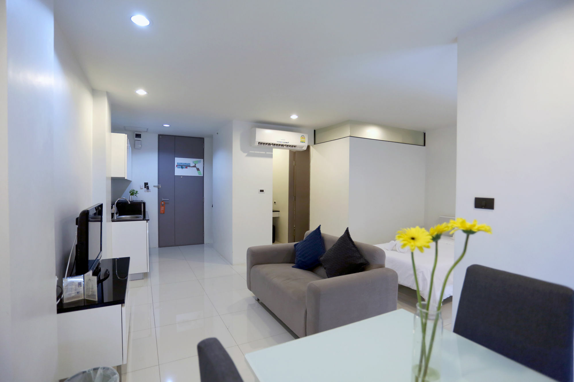 Neca Complex Apartment Хатъяй Экстерьер фото